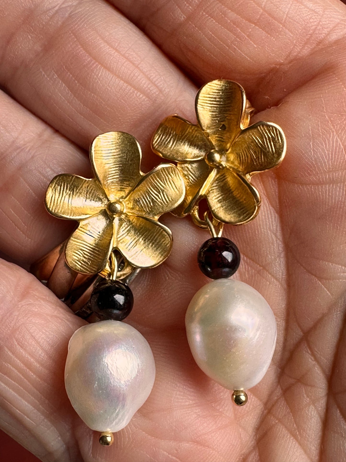 Blossom Earrings with Garnet and Pearl