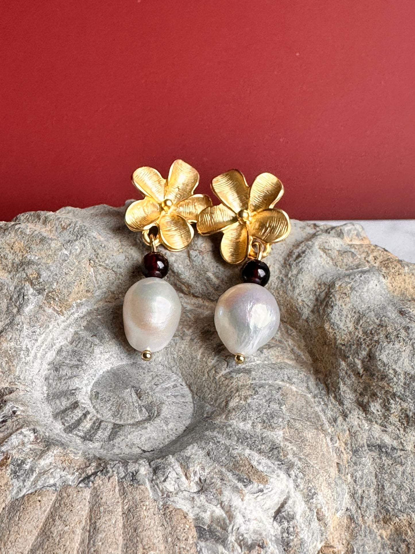 Blossom Earrings with Garnet and Pearl