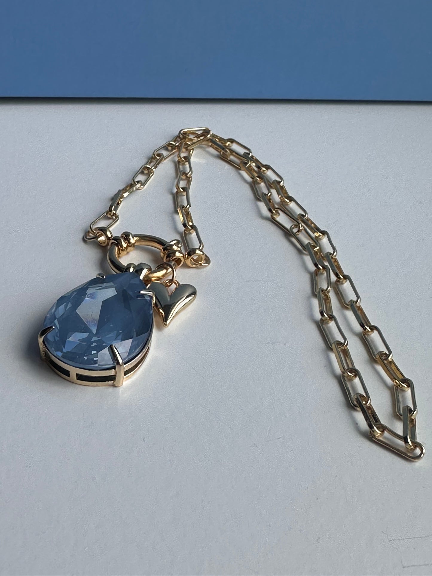 Kiwa Necklace